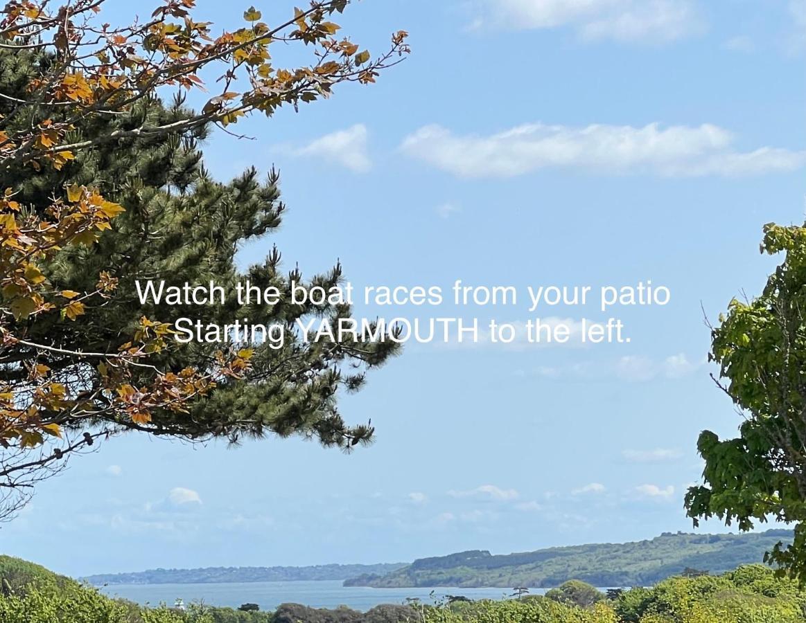 Valley View Self-Catering Coastal Bungalow In Rural West Wight Freshwater Exteriér fotografie